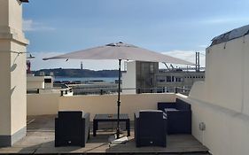 Apartamento Sobre O Rio